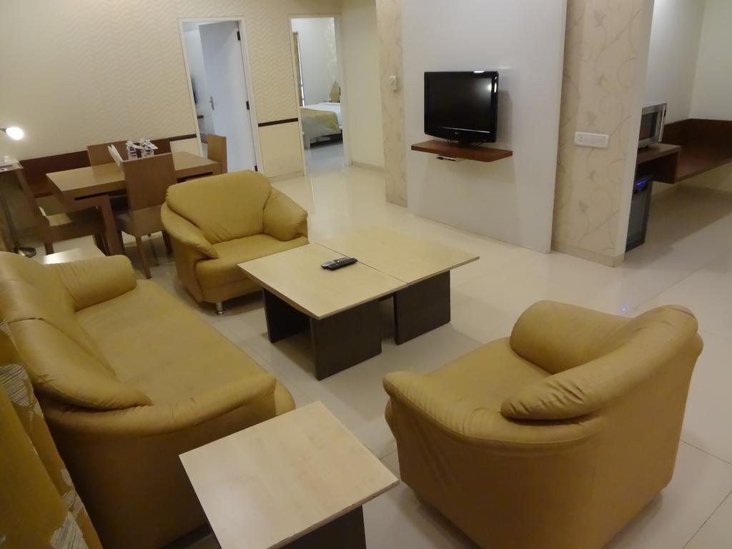 United 21 - Thane Habitación foto
